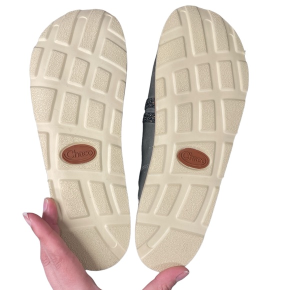 Chaco Harper Grey Mules Size 7 - Picture 4 of 5